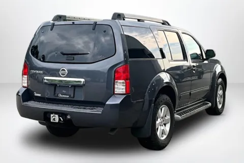 More photos of 2012 Nissan Pathfinder SV at Lakeside Automotive Group, MI
