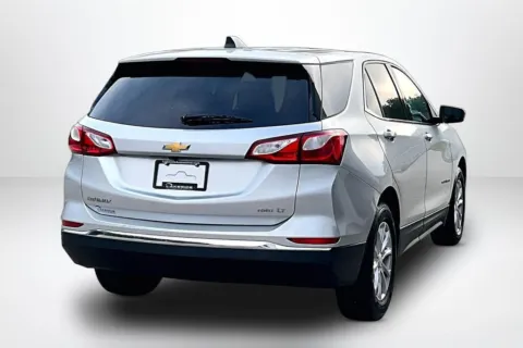 More photos of 2020 Chevrolet Equinox LT at Lakeside Automotive Group, MI