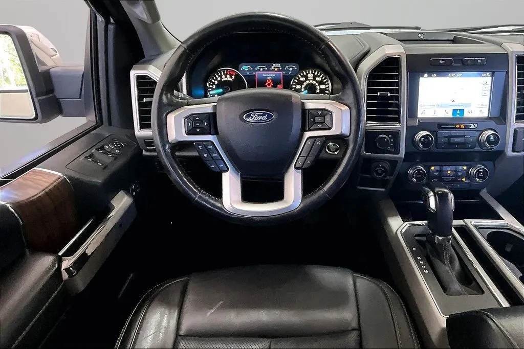 Ford F-150 photo 8