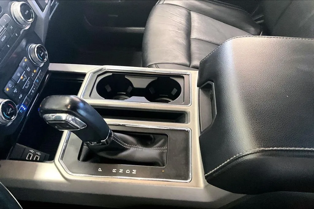 Ford F-150 photo 17
