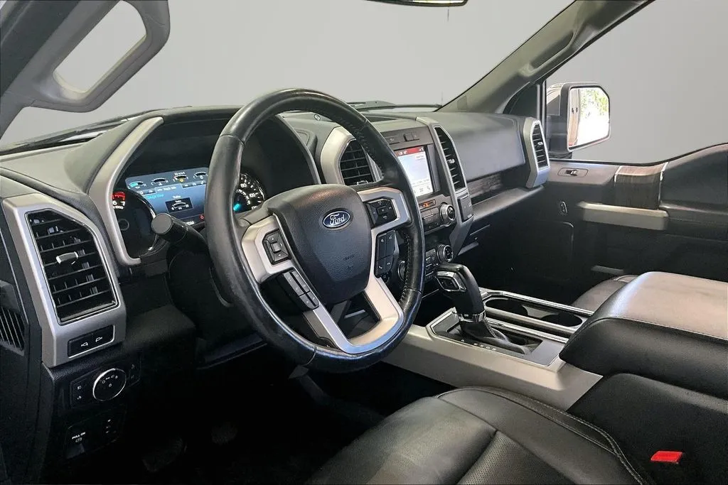Ford F-150 photo 16