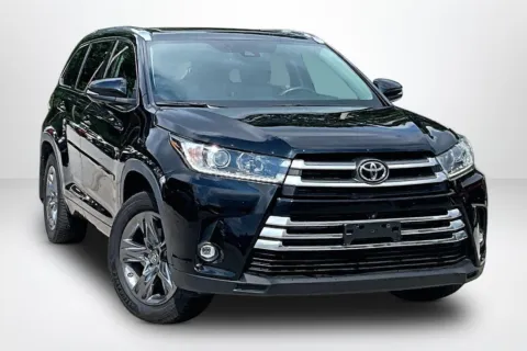 Another view of 2019 Toyota Highlander Limited for sale in Spring Lake, MI at Lakeside Automotive Group