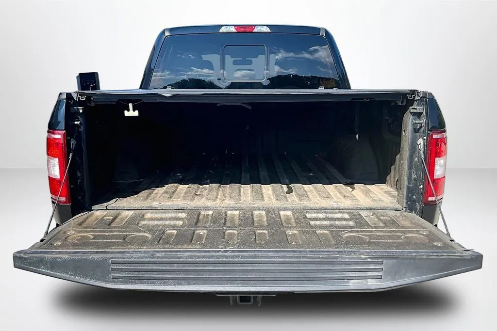 Ford F-150 photo 7