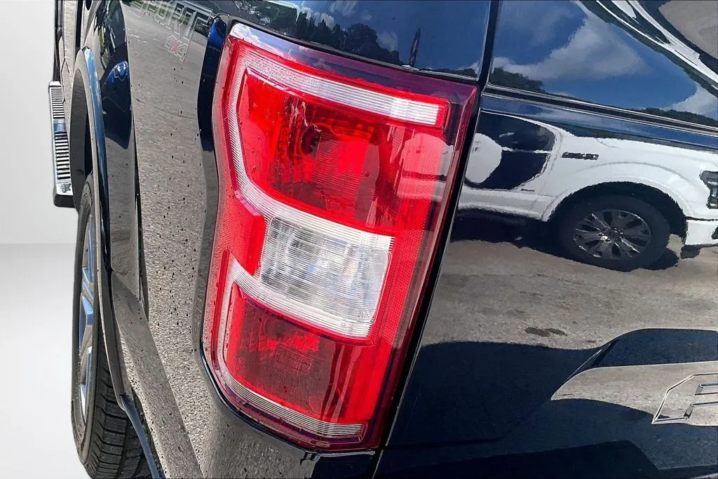 Ford F-150 photo 24