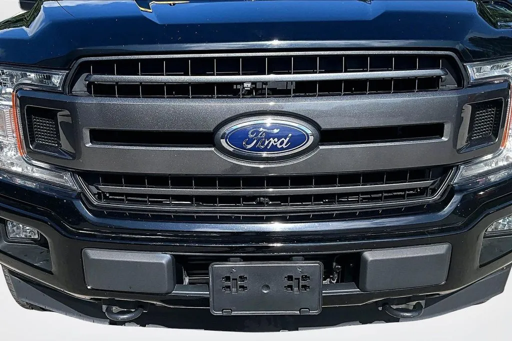 Ford F-150 photo 30