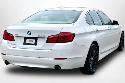 More photos of 2013 BMW 5 Series 535i xDrive at Lakeside Automotive Group, MI