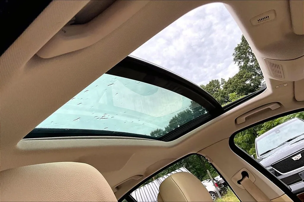 BMW 5 Series photo 25