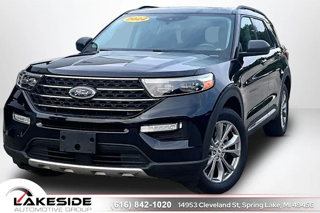 Black 2022 Ford Explorer XLT for sale in Spring Lake, MI