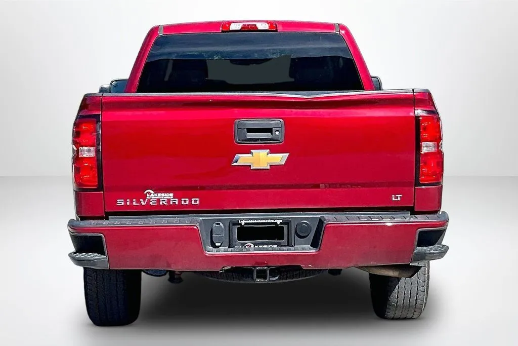 Chevrolet Silverado photo 6