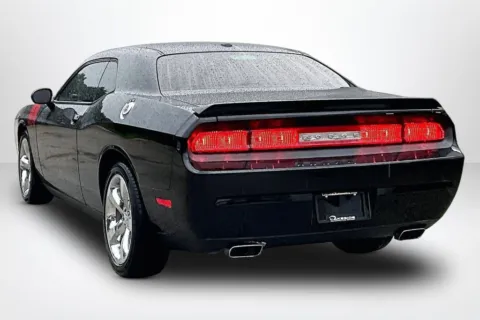 More photos of 2014 Dodge Challenger R/T at Lakeside Automotive Group, MI