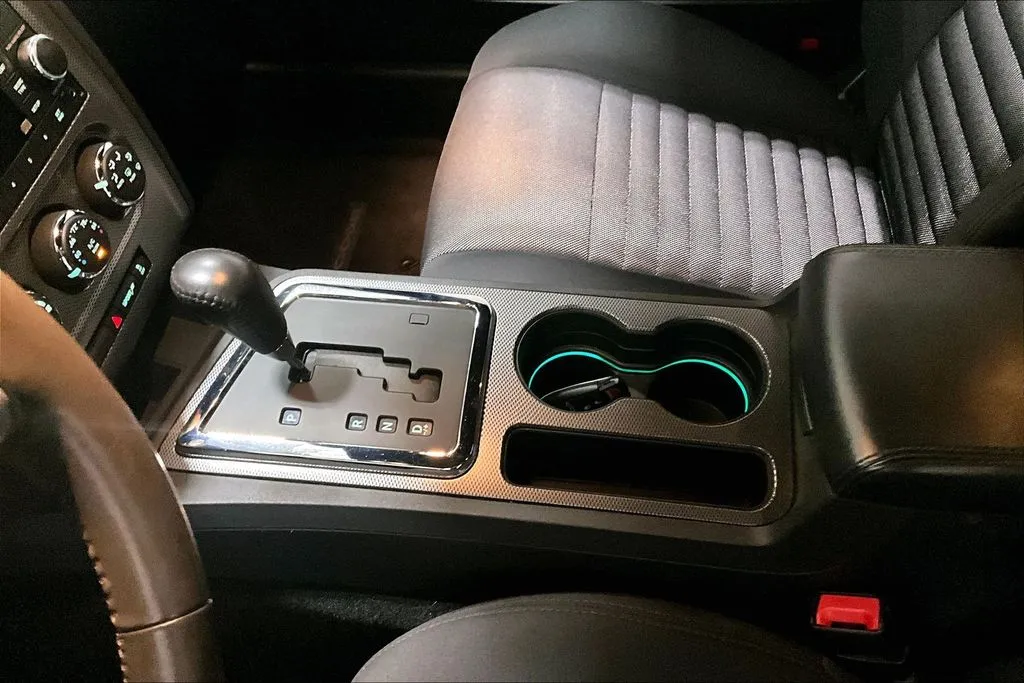 Dodge Challenger photo 15