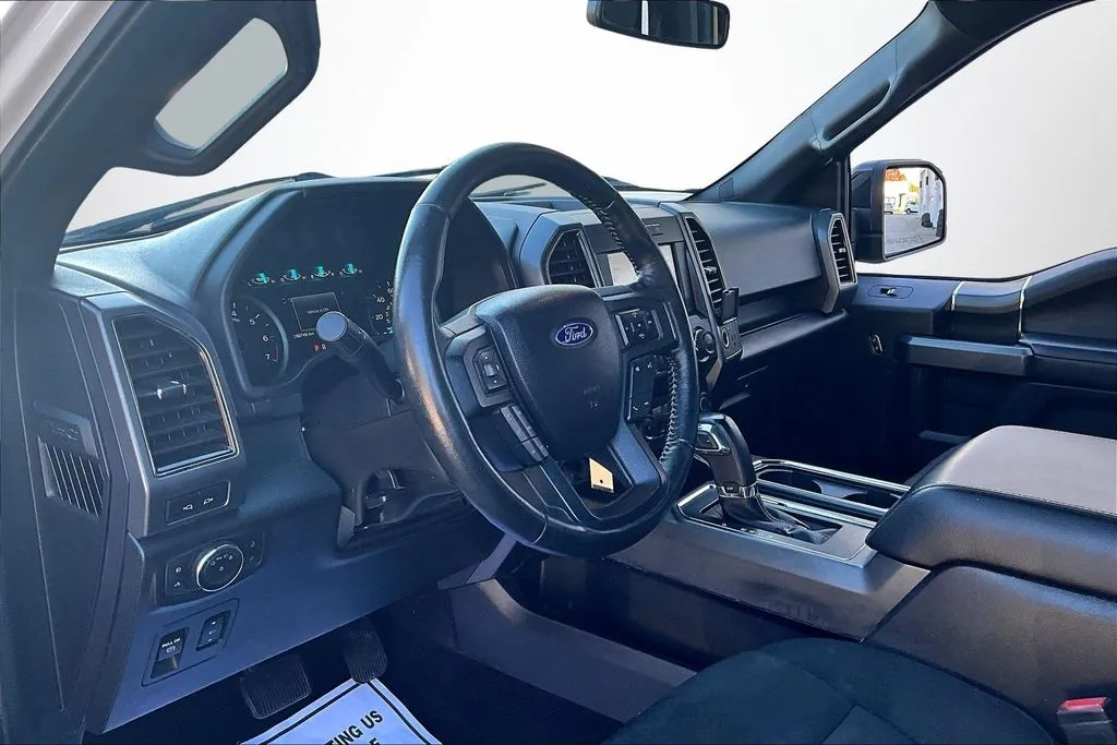 2019 Ford F-150 XLT - Photo 17