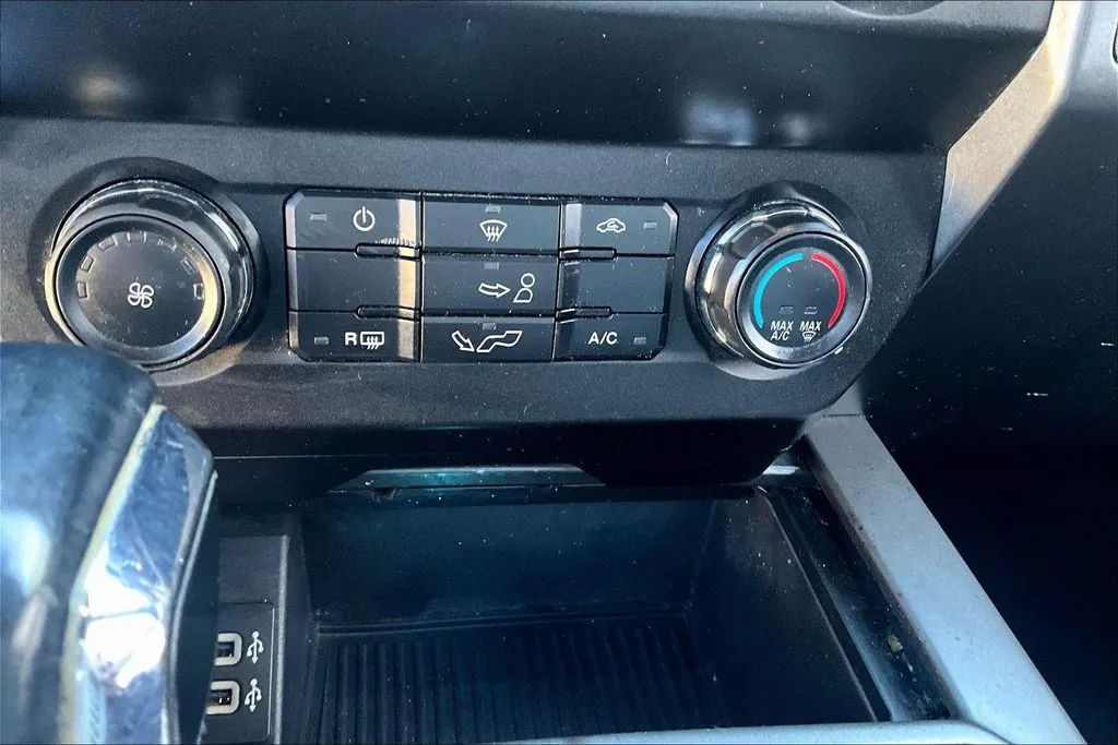 2019 Ford F-150 XLT - Photo 16