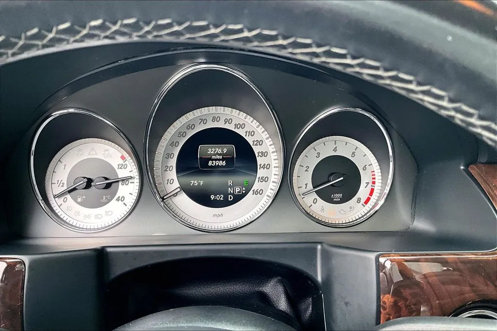 Mercedes-Benz GLK photo 13