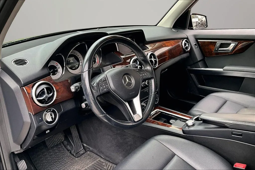 Mercedes-Benz GLK photo 15