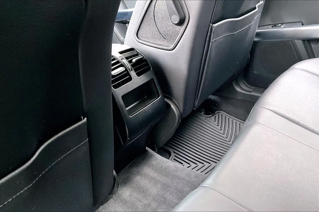 Mercedes-Benz GLK photo 10