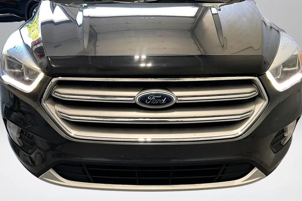 Ford Escape photo 32