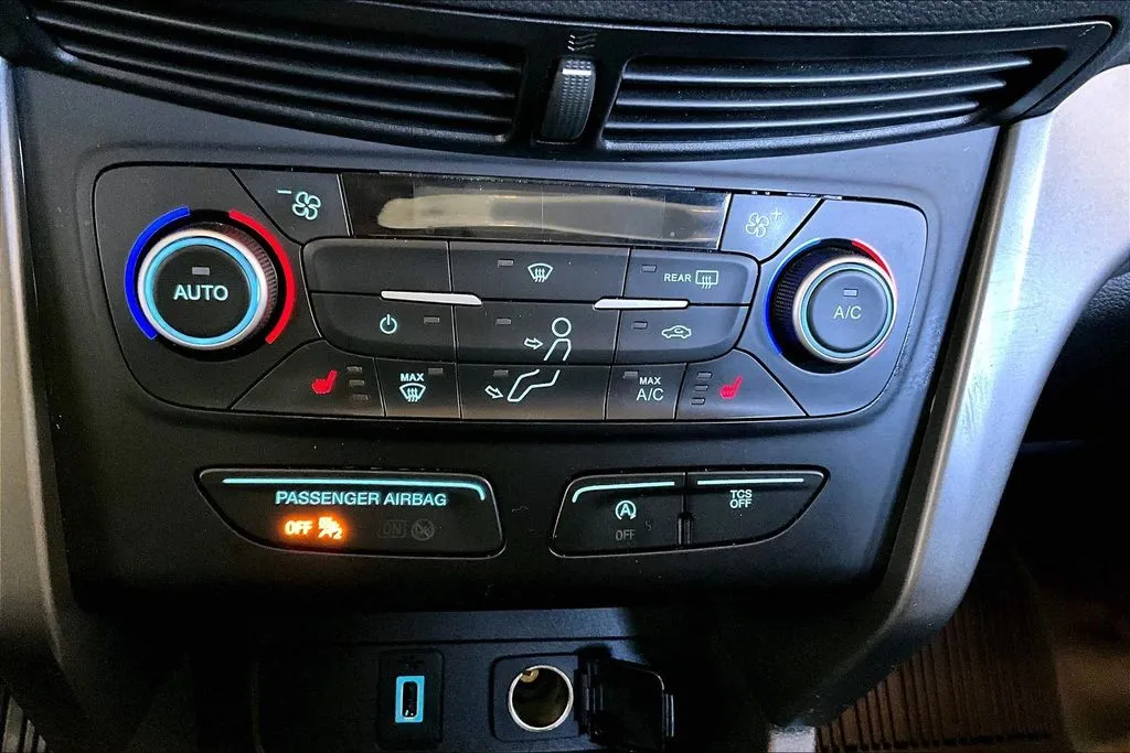 Ford Escape photo 15