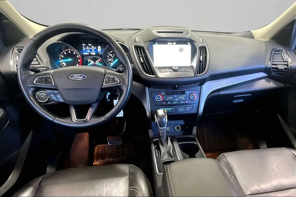 Ford Escape photo 7