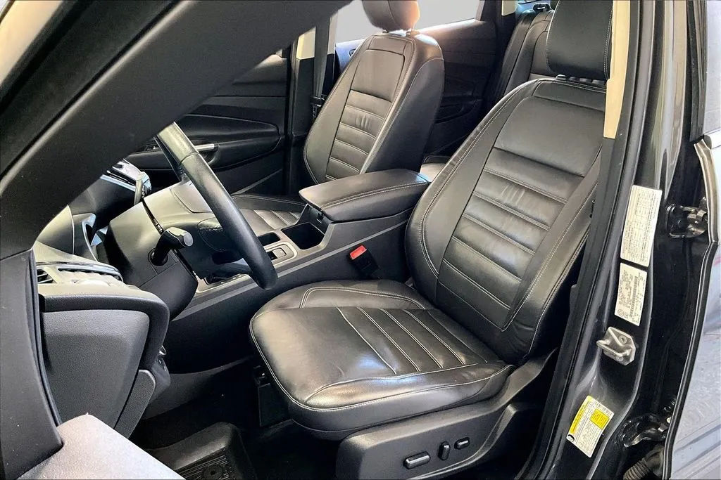 Ford Escape photo 21
