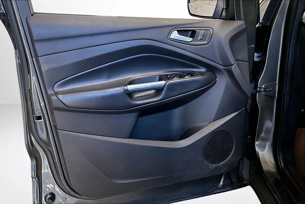 Ford Escape photo 20