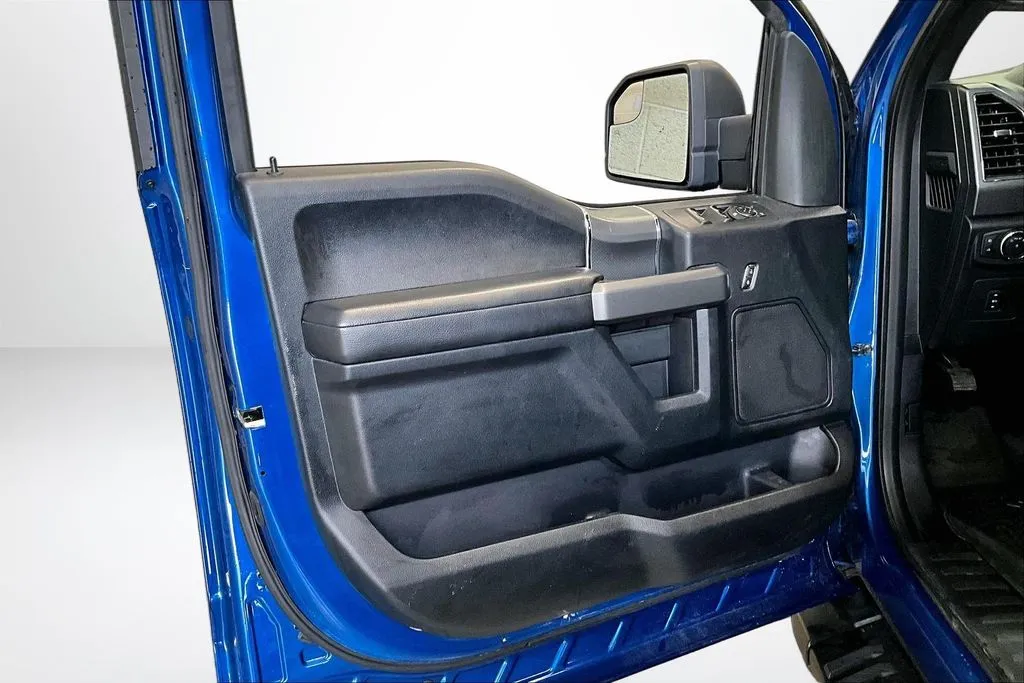 Ford F-150 photo 21