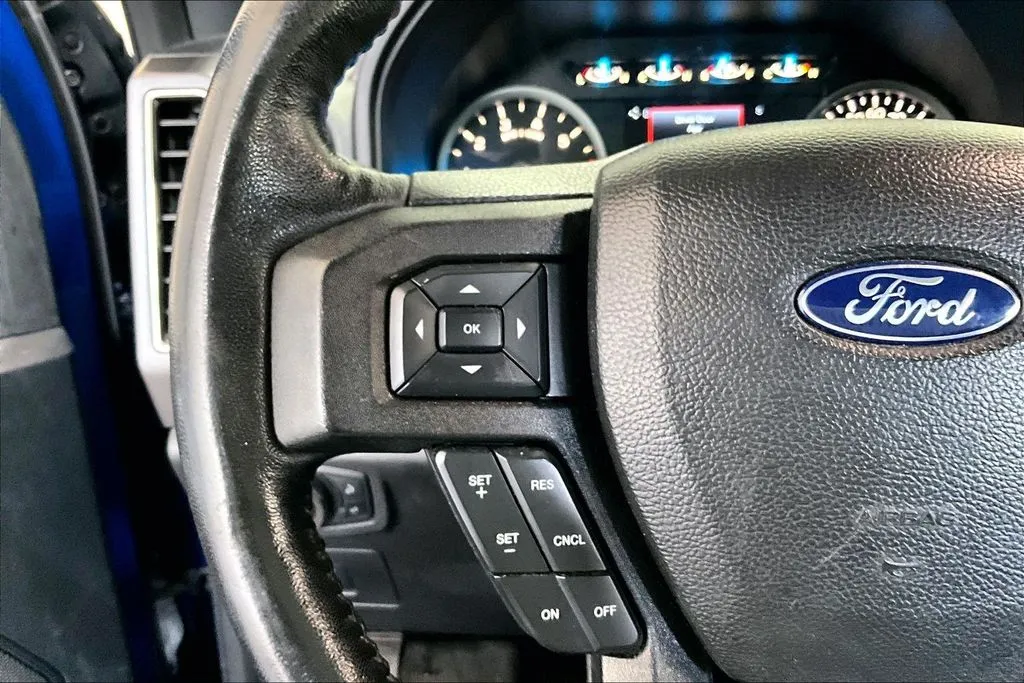 Ford F-150 photo 12