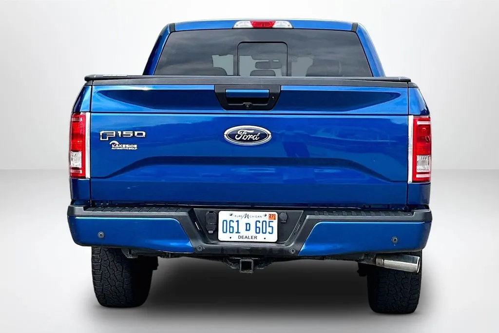 Ford F-150 photo 6