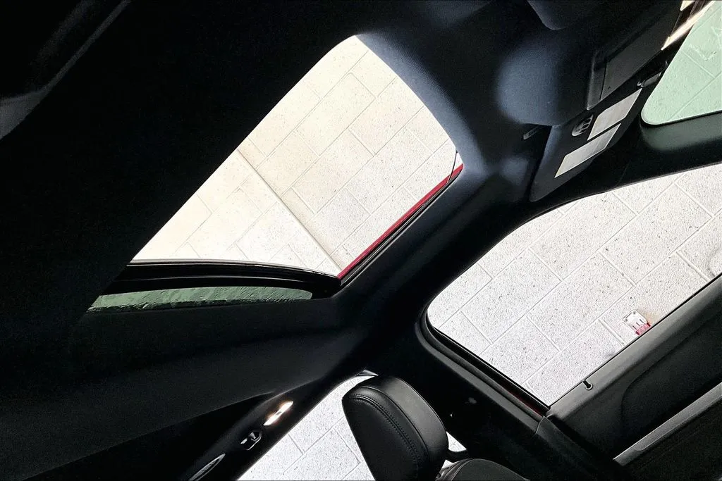 Ford Explorer photo 27