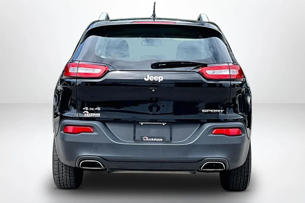 Jeep Cherokee photo 6