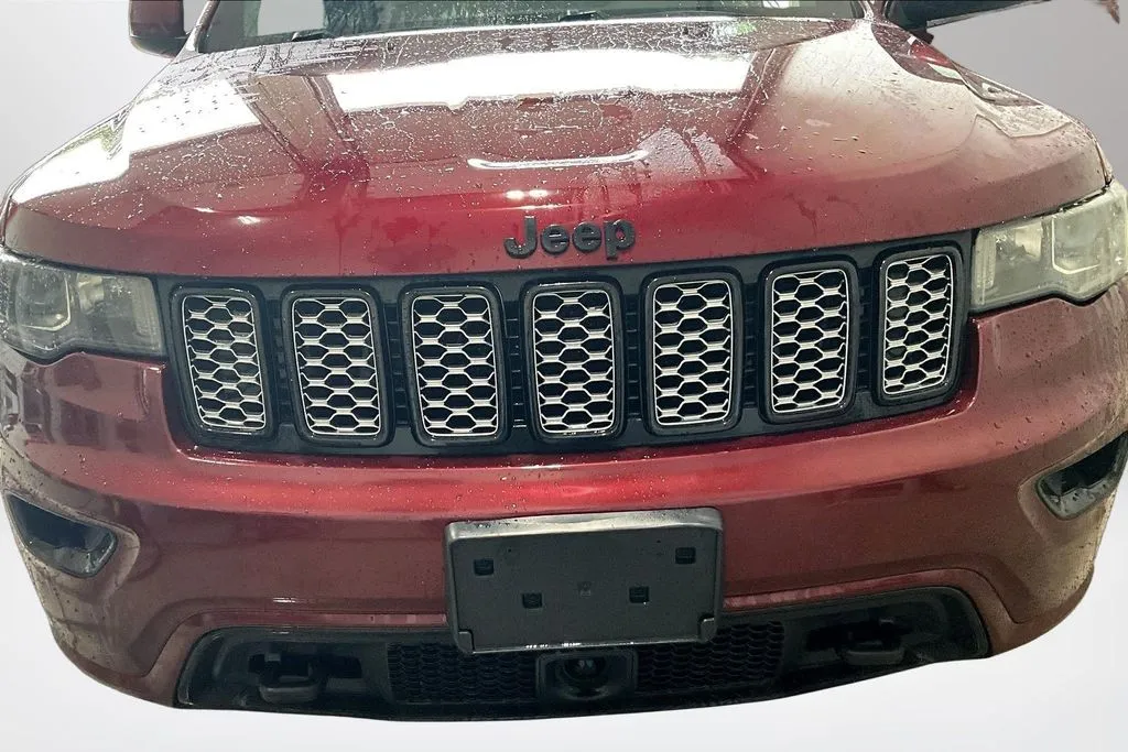 Jeep Grand Cherokee photo 31