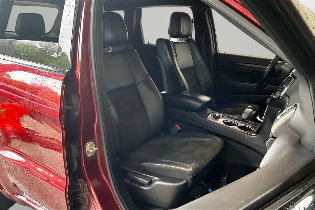 Jeep Grand Cherokee photo 27