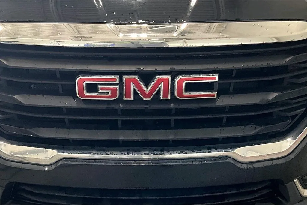 GMC Terrain photo 32
