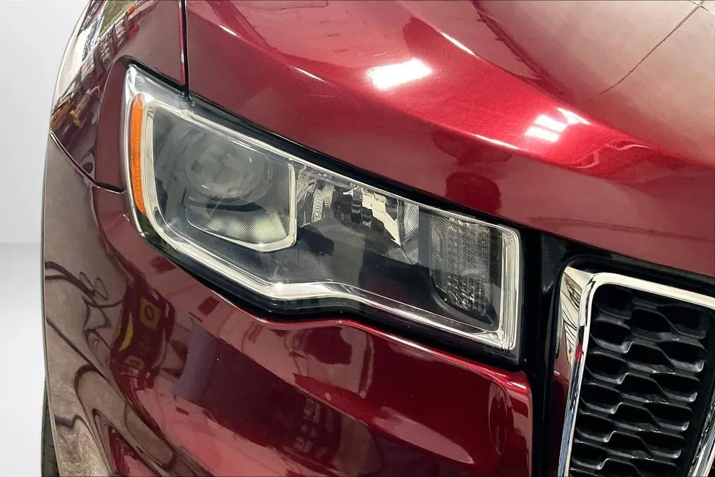 Jeep Grand Cherokee photo 31