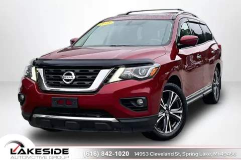 Red 2018 Nissan Pathfinder S for sale in Spring Lake, MI