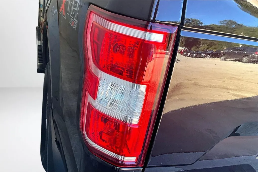 Ford F-150 photo 24
