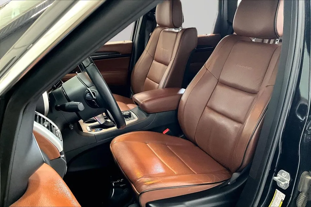 Jeep Grand Cherokee photo 21