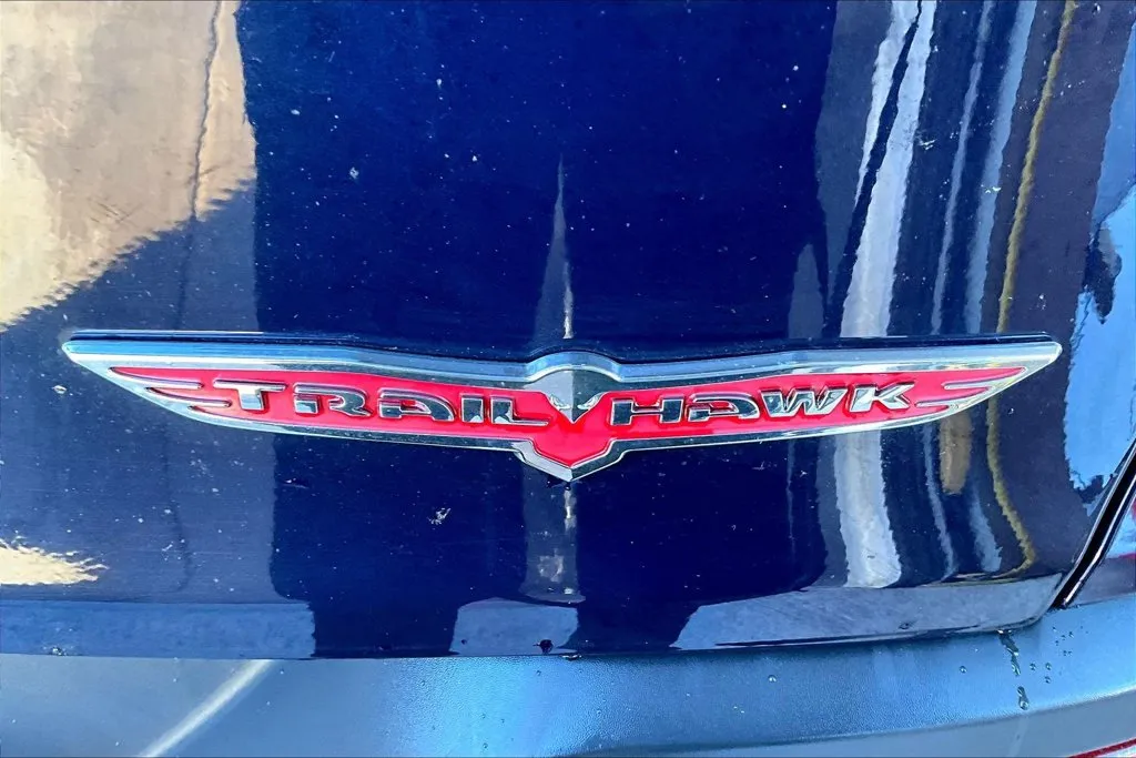Jeep Cherokee photo 24