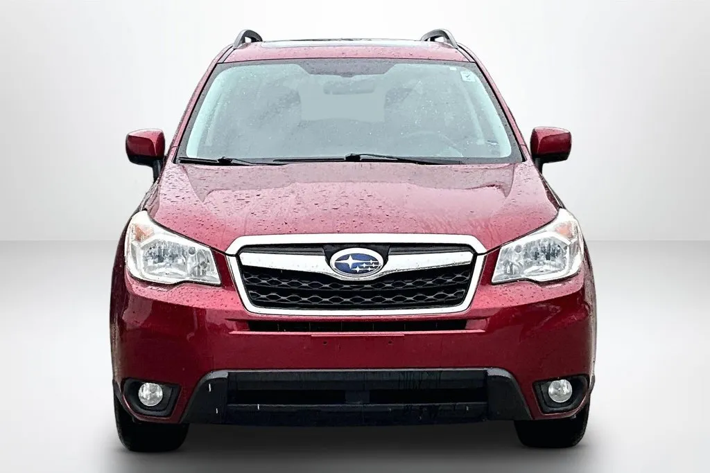 Subaru Forester photo 2