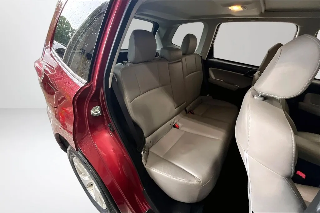 Subaru Forester photo 23