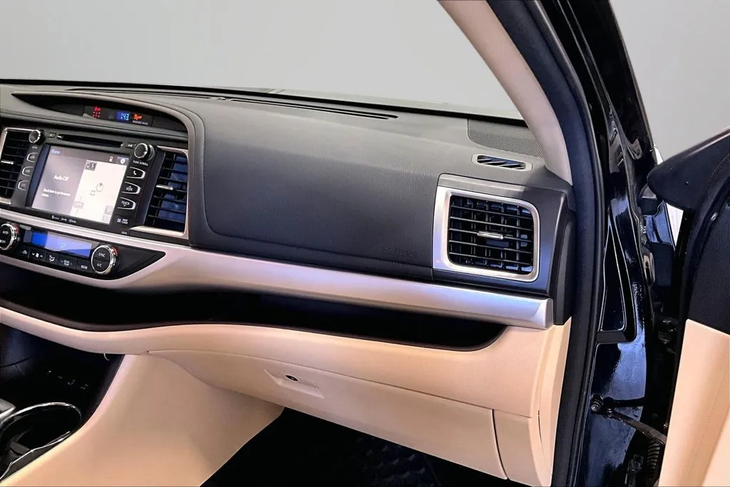 Toyota Highlander photo 27