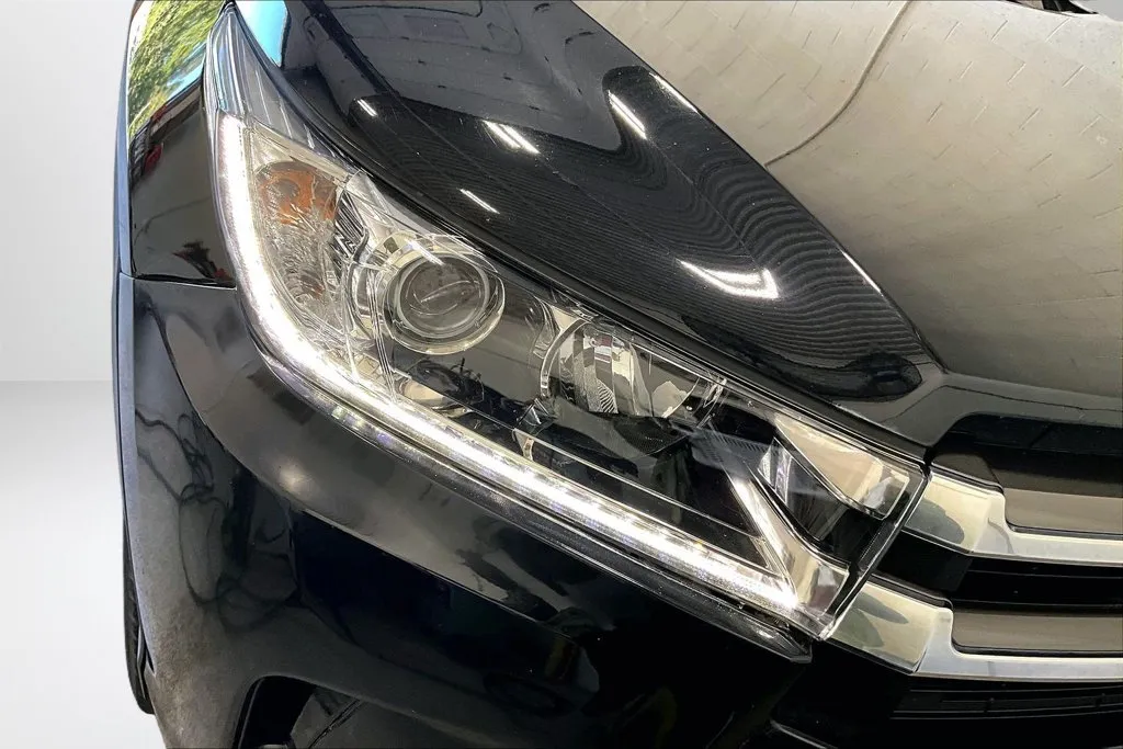 Toyota Highlander photo 33