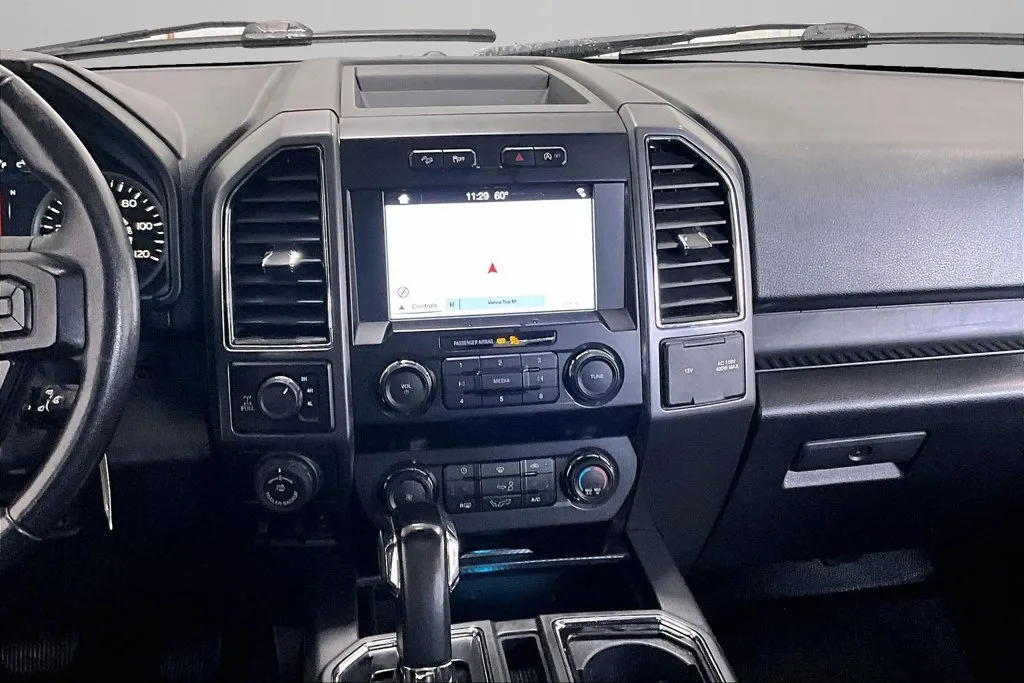Ford F-150 photo 10