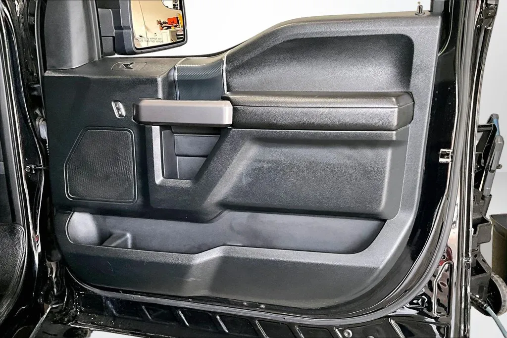 Ford F-150 photo 28