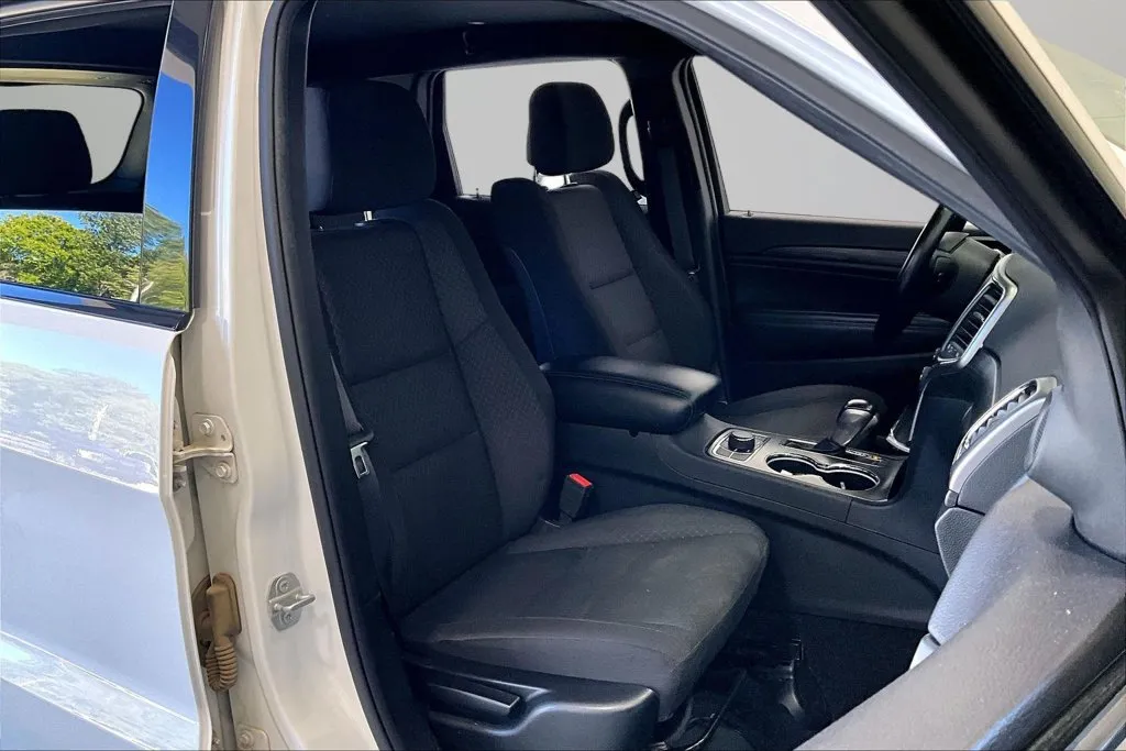 Jeep Grand Cherokee photo 27