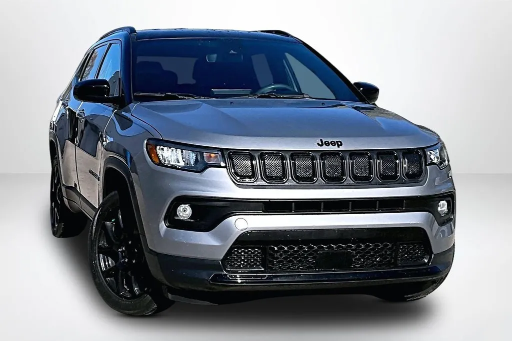 Jeep Compass photo 3