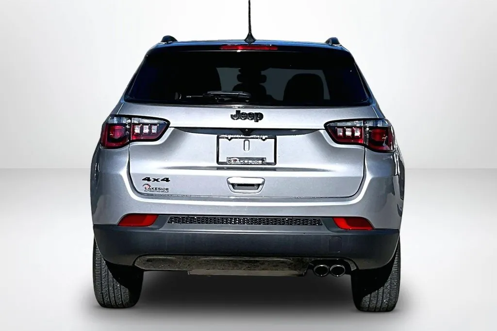 Jeep Compass photo 6