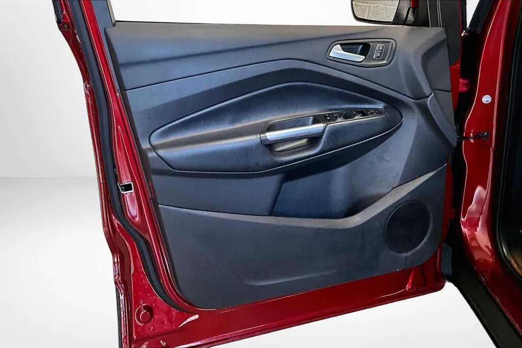 Ford Escape photo 20