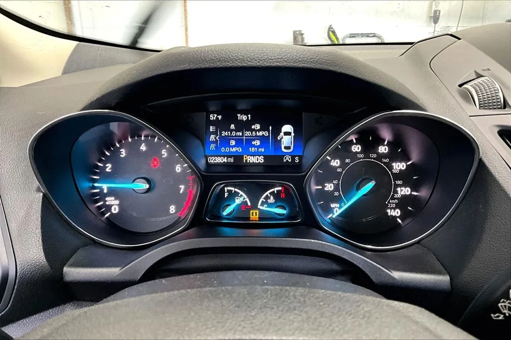 Ford Escape photo 13