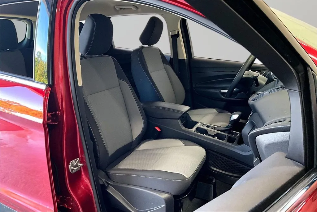 Ford Escape photo 28